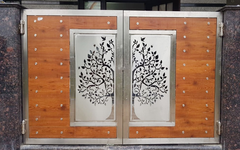 Standard Steel Gate Fabrication Services In Gurugram